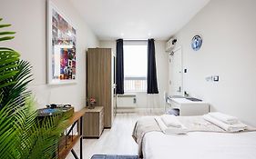 Chic Rooms In Spitalfields, London